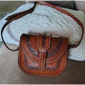 Argentina Tango Leather Crossbody Handbag Embossed Design Durability Fine Crafte